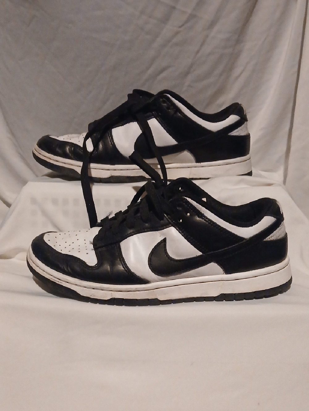 Nike Men’s Low-Top Sneakers in Black and White Panda